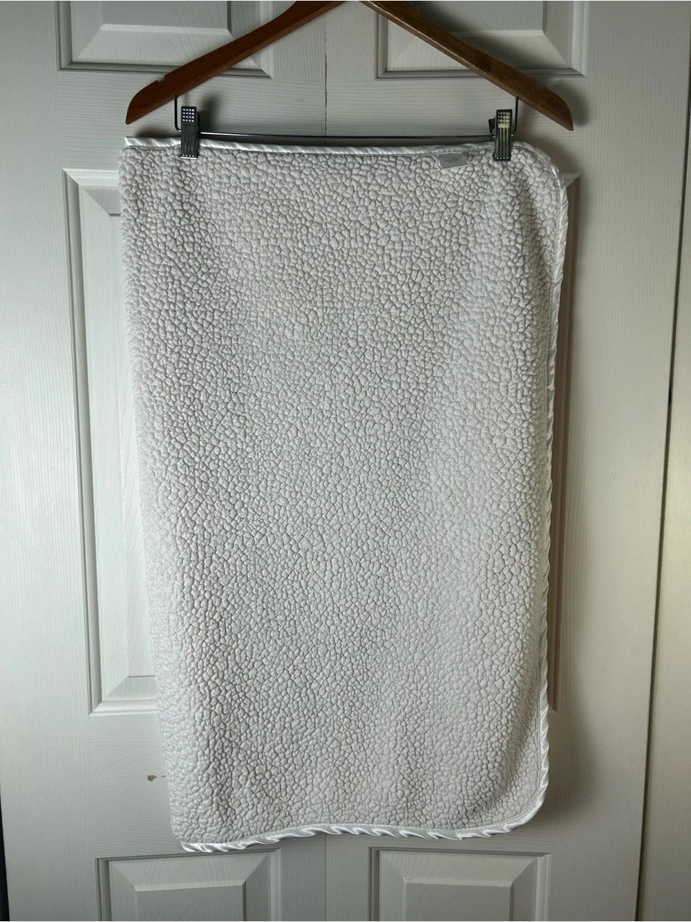 RN 150856 Pink Hearts Baby Blanket White Sherpa Shiny Metallic lovey